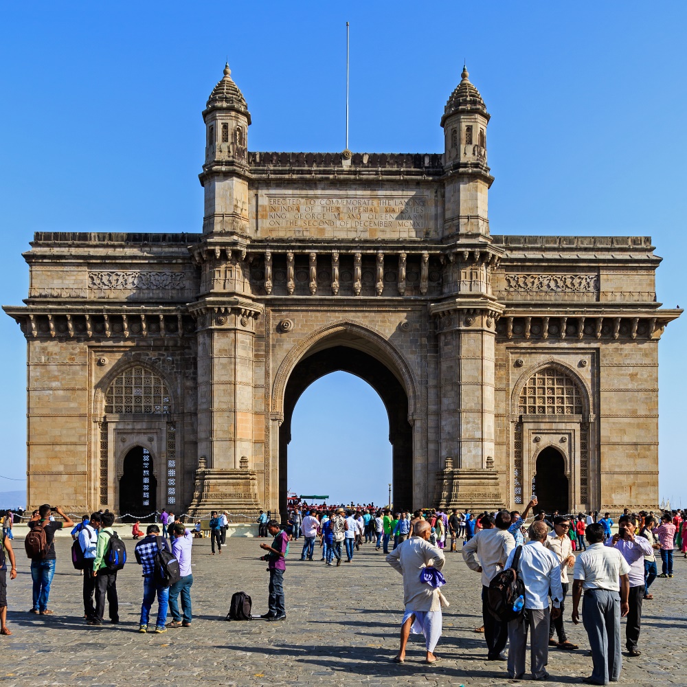 The best 3 star hotel in South Mumbai is easily accessible to The Gateway of India, the monument of the 20th century.